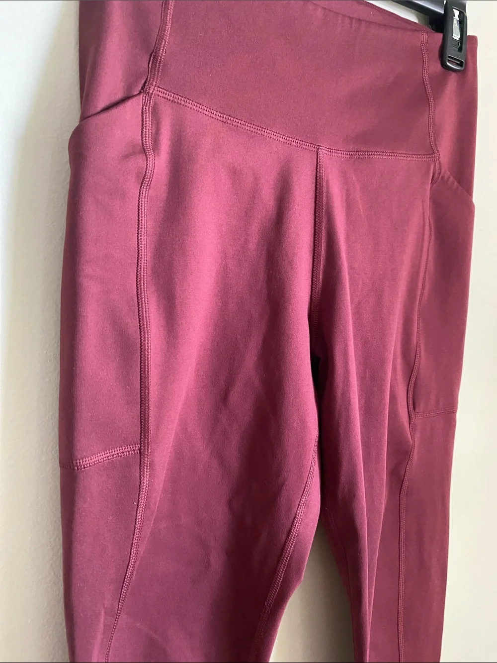 girlfriend collective high rise athletic leggings in Burgundy Wine - Picture 6 of 7